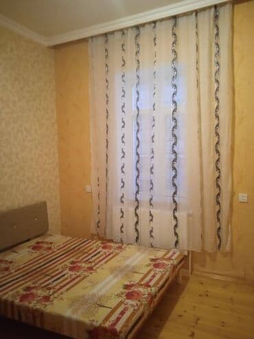 yevlax kirayə ev: 70 kv. m, 2 otaqlı, Kombi, Qaz, İşıq — 1