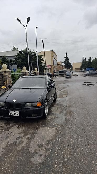 muhərrik yastığı: BMW 3 series: 1.8 l | 1993 il Sedan — 3