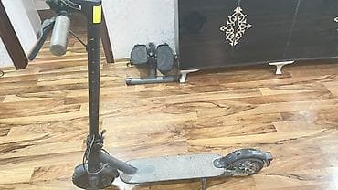 Б/у Электросамокат 10", 251 - 350 Вт, 16 - 25 км/ч, Самовывоз