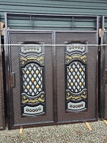 iran peci qurasdirilmasi: Butun Dəmir Darvazalar və ya həyət qapısı pult ilədə var. Balkon — 5