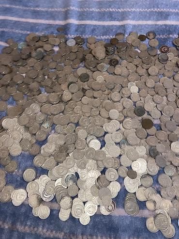 Məhsul: Sovet dövrünə aid xırda metal pullar toplusu Təsvir: - Böyük — 3