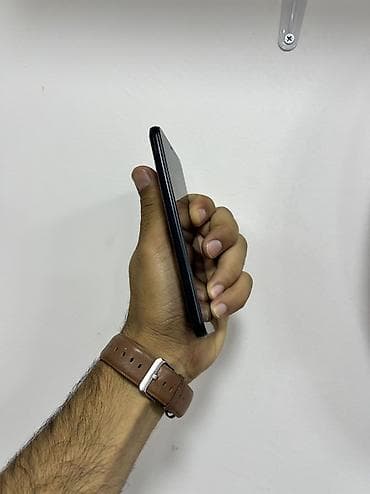Xiaomi Mi A2 Lite, 32 GB, rəng - Qara, 
 Barmaq izi, Düyməli, Face ID — 2