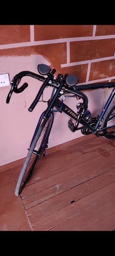 9 cu sinifdə neçə kitab var: Yeni Şose velosipedi Trinx, 28", sürətlərin sayı: 18, Ünvandan götürmə — 5