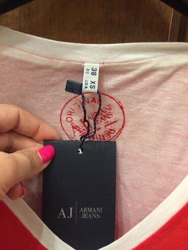 zara xs: Original armani kofta,xs razmer,yenidir,etiketkasi ustunde.Hediyye de — 7