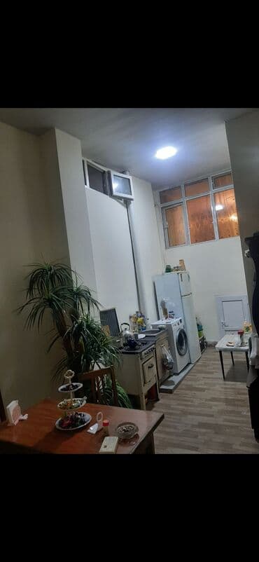 120.azn.kiraye ev: 18 kv. m, 2 otaqlı, Qaz, İşıq, Su — 2