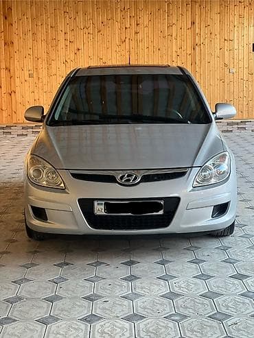 qosqu satisi: Hyundai i30 hatchback – gümüş rəng - Korpus: 5 qapılı hatchback — 1