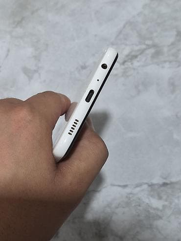 telefon samsunq: Samsung Galaxy A32, 128 GB, rəng - Ağ, Barmaq izi — 10