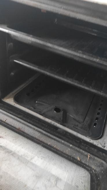 macbook pro 2.el: Qarışıq sobası Ayrıca dayanan, 4 gözlü, İşlənmiş — 2