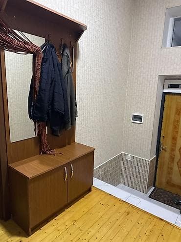 2 qapılı, Güzgülü, Qəhvəyi, Digər material, Açılan, Düz dolab
