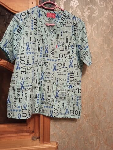 женская олимпийка: Tibbi gadin ucun
женская медицинская рубашка, новая — 2