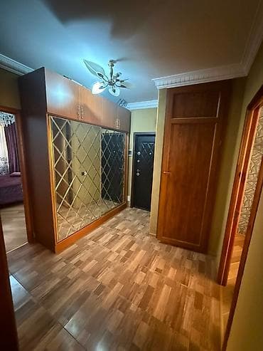 gence gunluk kiraye evler: Yeni günəşli 550 AZN/ay 3 otaqlı Köhnə tikili 64 m² Sahə 7 / 9 — 1