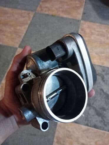 2.2l qoşa vanos mühərrikin üzərindən çıxarılıb, mühərrik