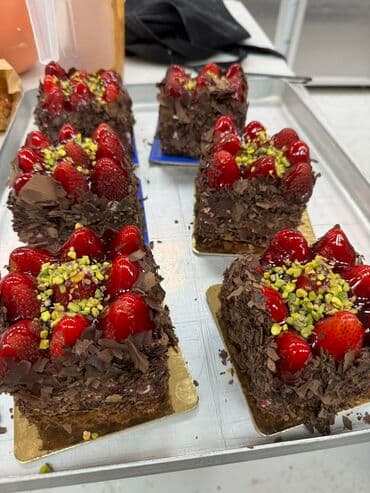 i̇ş axdarıram: İş axdarıram — 1