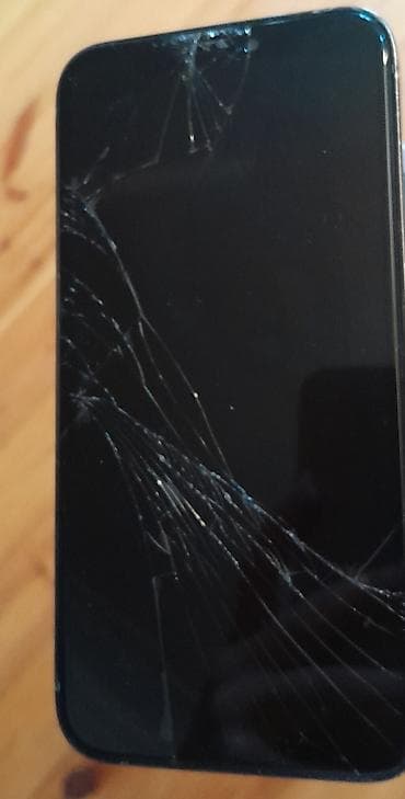 IPhone 12 Pro (mavi) – ehtiyat hissələri üçün tecılı satılır qiymetde