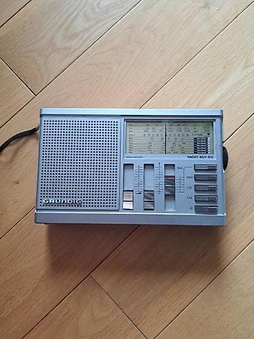 Hər biri 50 manat olan üç radio satılır. Bütün üç endirim alarkən lalafo.az -da Hər biri 50 manat olan üç radio satılır. Bütün üç endirim alarkən