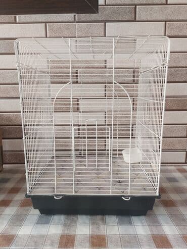 quş: Quşlar için böyuk qefes — 2