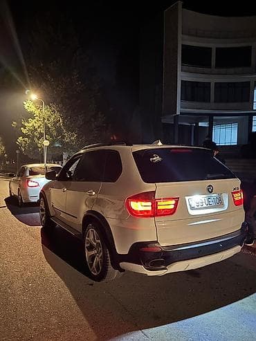 transit satış: BMW X5 (E70) ağ rəngli SUV - Kuzov: E70, ağ rəng, M‑paket üslublu — 4