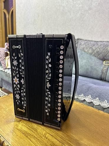 piano: Akustik Akkordeon, İşlənmiş, Ünvandan götürmə, Pulsuz çatdırılma, Ödənişli çatdırılma — 2