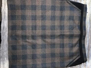 şiş qadın ətəkləri: Qara ətək dəsti - 2 ədəd ətək: biri klassik düz kəsimli qara ətək — 6