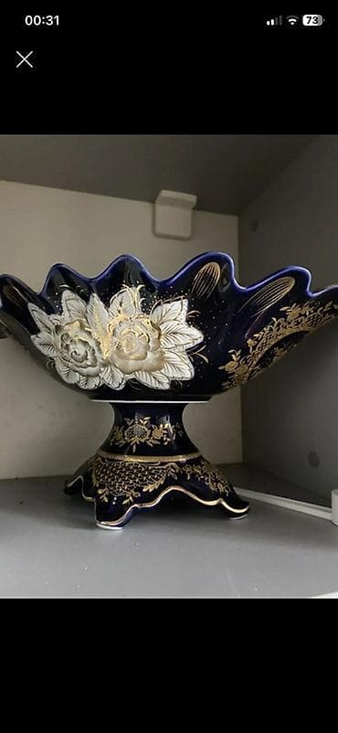 qazan mis: Zərif dekorativ qab – kobalt-mavi porselen, qızılı naxışlı - — 1