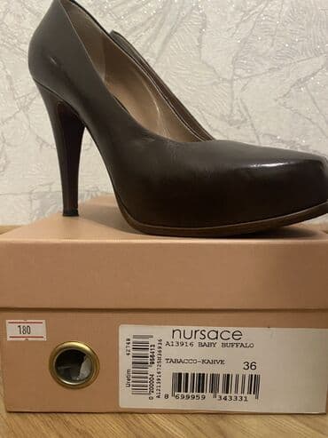 ayaqqabı кожание: Nursace qadın klassik tufliləri - Model: A13916 Baby Buffalo - Rəng — 2