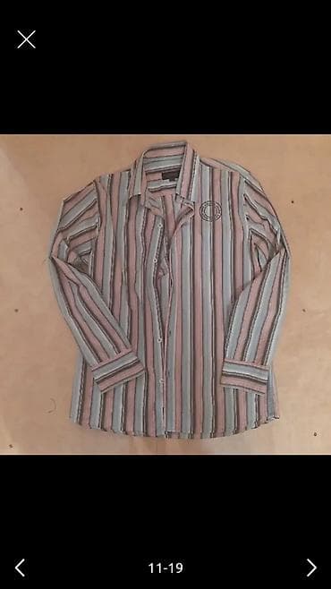 kubik rubik timer: Kişi köynəyi – qısaqol, düyməli, tünd mavi (denim effekti) rəngdə — 10