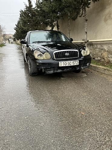 Hyundai Sonata: 2 l | 2004 il Sedan