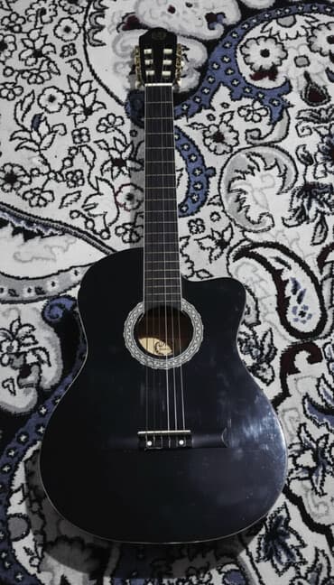 Klassik gitaralar: Klassik gitara, İşlənmiş, Ünvandan götürmə — 1