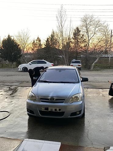 traktor belarus 892: Toyota carolla 2005 sedan salonu – orijinal, funksional və səliqəli — 10