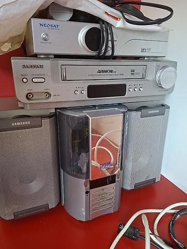 type c adapter: Muzikalniy cent işlək vəziyyətdə — 1