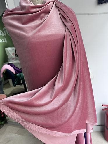 Məxməri parça – ombre effektli, çəhrayıdan tünd gül rənginde Evden
