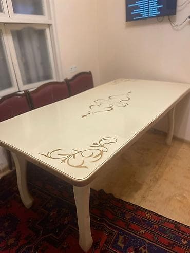 Masalar və oturacaqlar: Qonaq masası, Açılmayan, Dördbucaq masa — 1