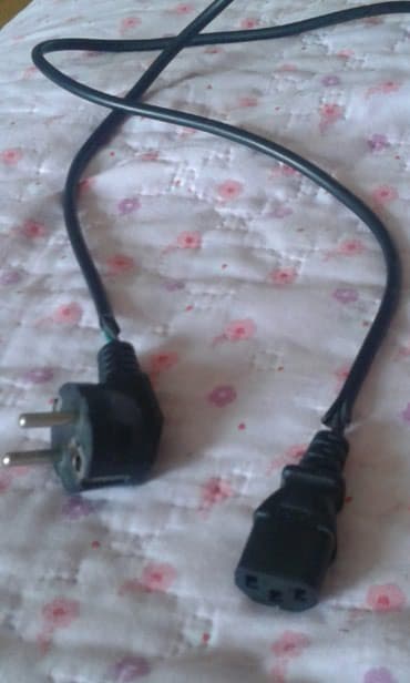 Digər foto və video aksesuarları: Kompuyurer kabeli.xirdalanda evdedi.050+( 070 votsap ) — 3