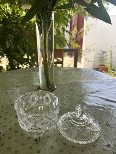 Şamlar: Bir vaza, Xrustal — 2