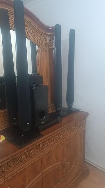 dinleme cihazı: LG ev kinoteatrı komplekti - Marka/model: LG, Full HD və Bluetooth — 4