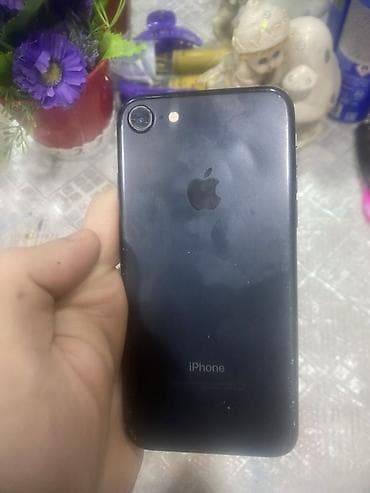 iphone 7 ucuz: IPhone 7, 32 GB, Qara — 3