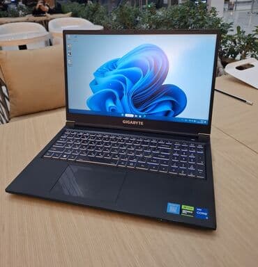 💻 Noutbuk Xüsusiyyətləri * Prosessor (CPU): Intel Core i5 (12-ci