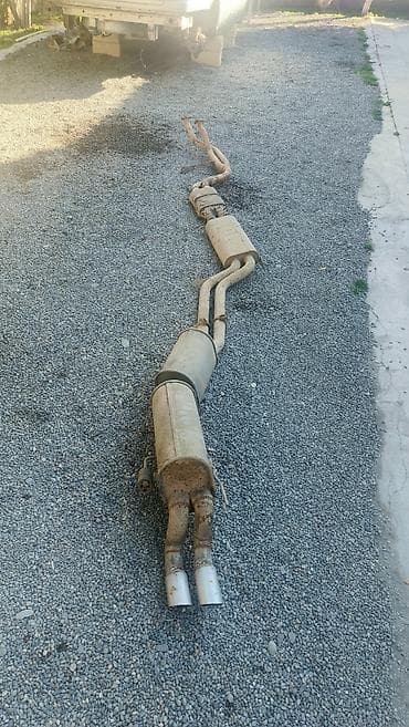 avtomobil ustu cadır: Bmw E34 qulişitel qazan dəst — 1