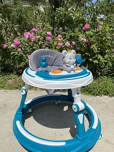 Uşaq gəzdirən “Babywalker” tipli yerimə arabası - Rəng: mavi-ağ - — 1