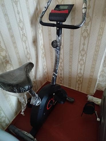 Qara rəngdə olan, elektron ekranı və tənzimlənən oturacağı olan yeni lalafo.az -da Qara rəngdə olan, elektron ekranı və tənzimlənən oturacağı olan yeni