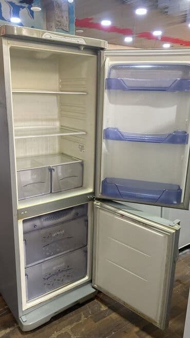 Mətbəx üçün digər texnika: İkiqapılı məişət soyuducusu - Rəng: ağ - Üst kamera – soyuducu bölmə — 2