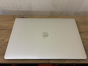 macbook pro satilir: Apple MacBook, 15.4 ", Intel Core i7, 256 GB — 8