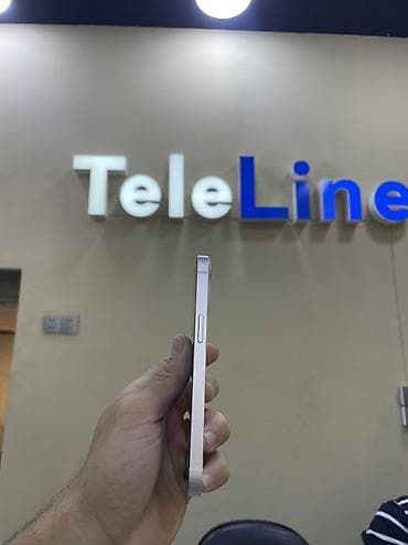 playsation 4: IPhone 13, 128 GB, Ağ, Zəmanət, Simsiz şarj, Face ID — 6