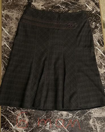 Cinslər: Qadın ətəkləri – klassik və gündəlik seçimlər • Rənglər: qara və tünd — 6