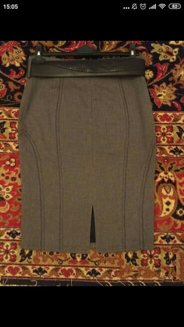 qadın kurkləri: Ətək 38,40 ölçü
uzunluğu 61 sm — 2