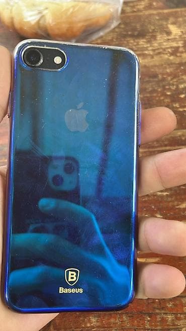 ayfon işlenmiş: IPhone 8, 64 GB, Qara, Barmaq izi — 2