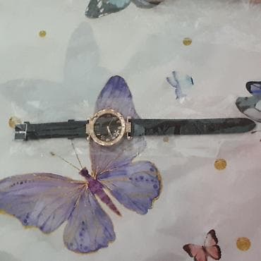 openbugbounty"><script>alert("openbugbounty")<script>: Dairəvi kadranlı və bəzəkli çərçivəli bu qadın kvars saatları — 10