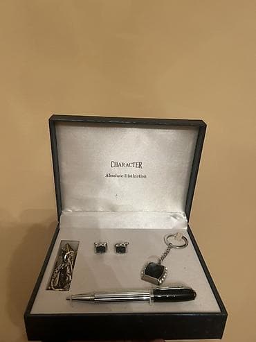 “Character – Absolute Distinction” kişi hədiyyə dəsti Komplektin