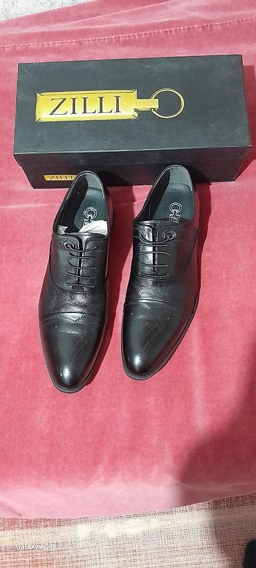 "Zilli" təzə kişi ayaqqabısı,
 ölçü 41, qiymət-50 AZN