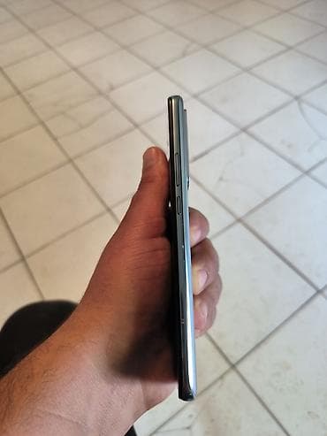 mikro naushnik: Xiaomi 12T, цвет - Серебристый, 
 Сенсорный — 3